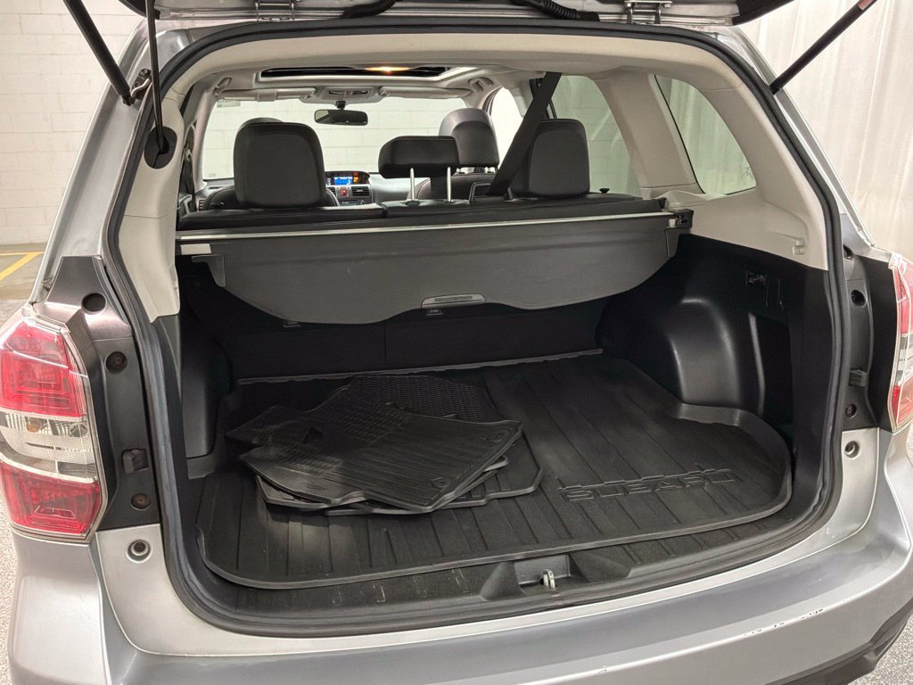 Used 2015 Subaru Forester 2.5i Limited AWD/4WD image 25