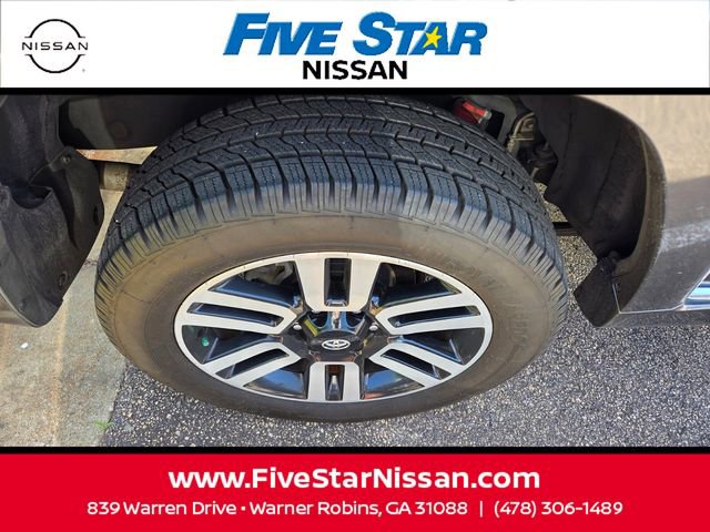 Used 2022 Toyota 4Runner Limited RWD image 11