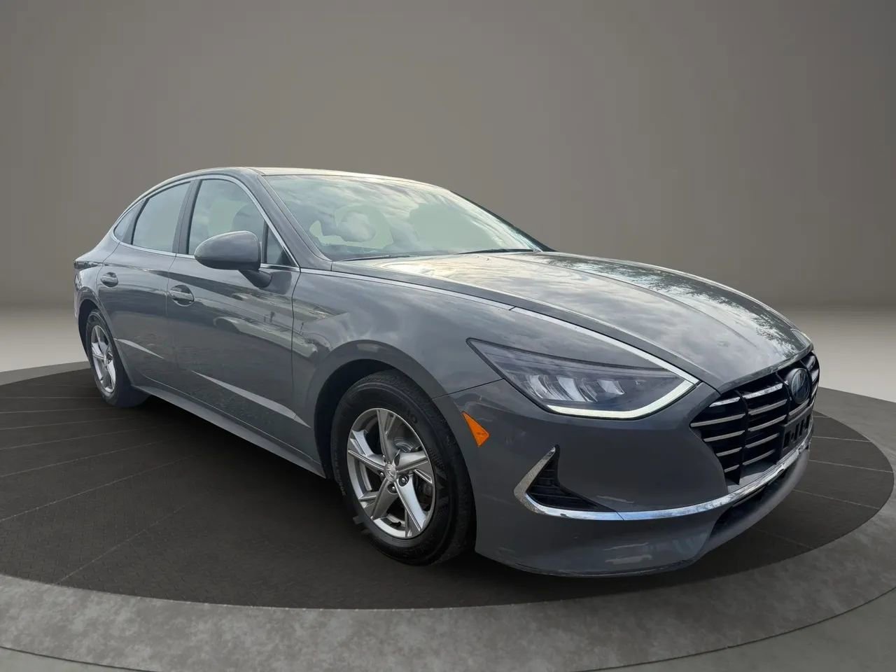 Used 2020 Hyundai Sonata SE FWD image 3
