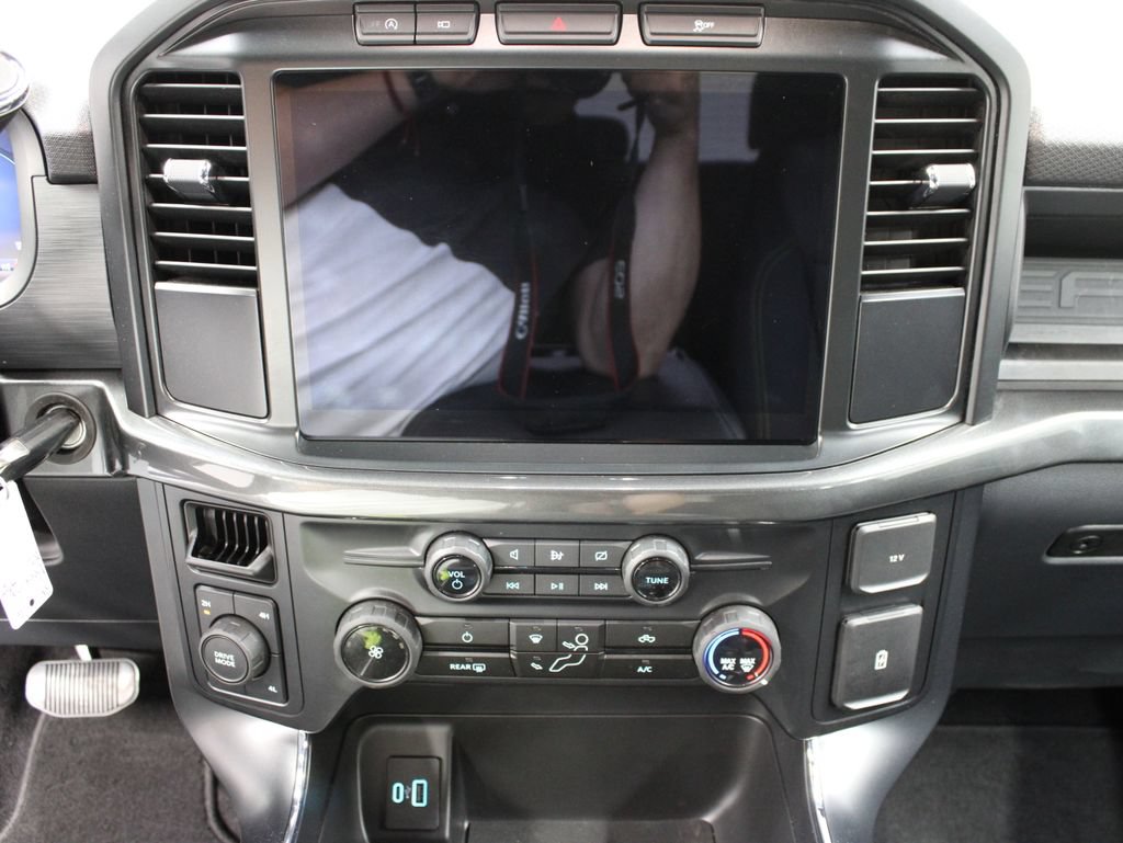 Used 2024 Ford F150 STX AWD/4WD image 19
