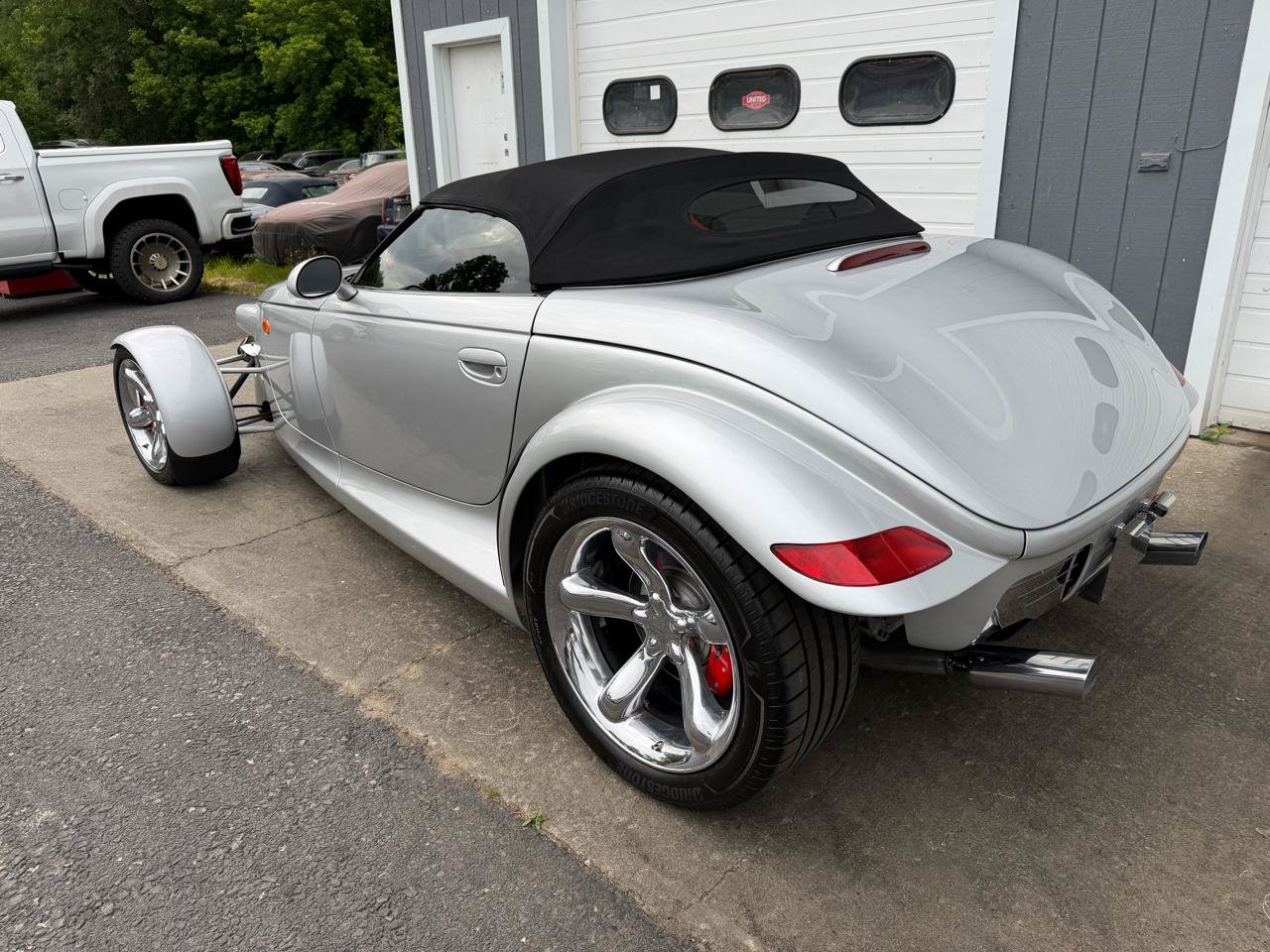 Used 2000 Plymouth Prowler RWD image 9