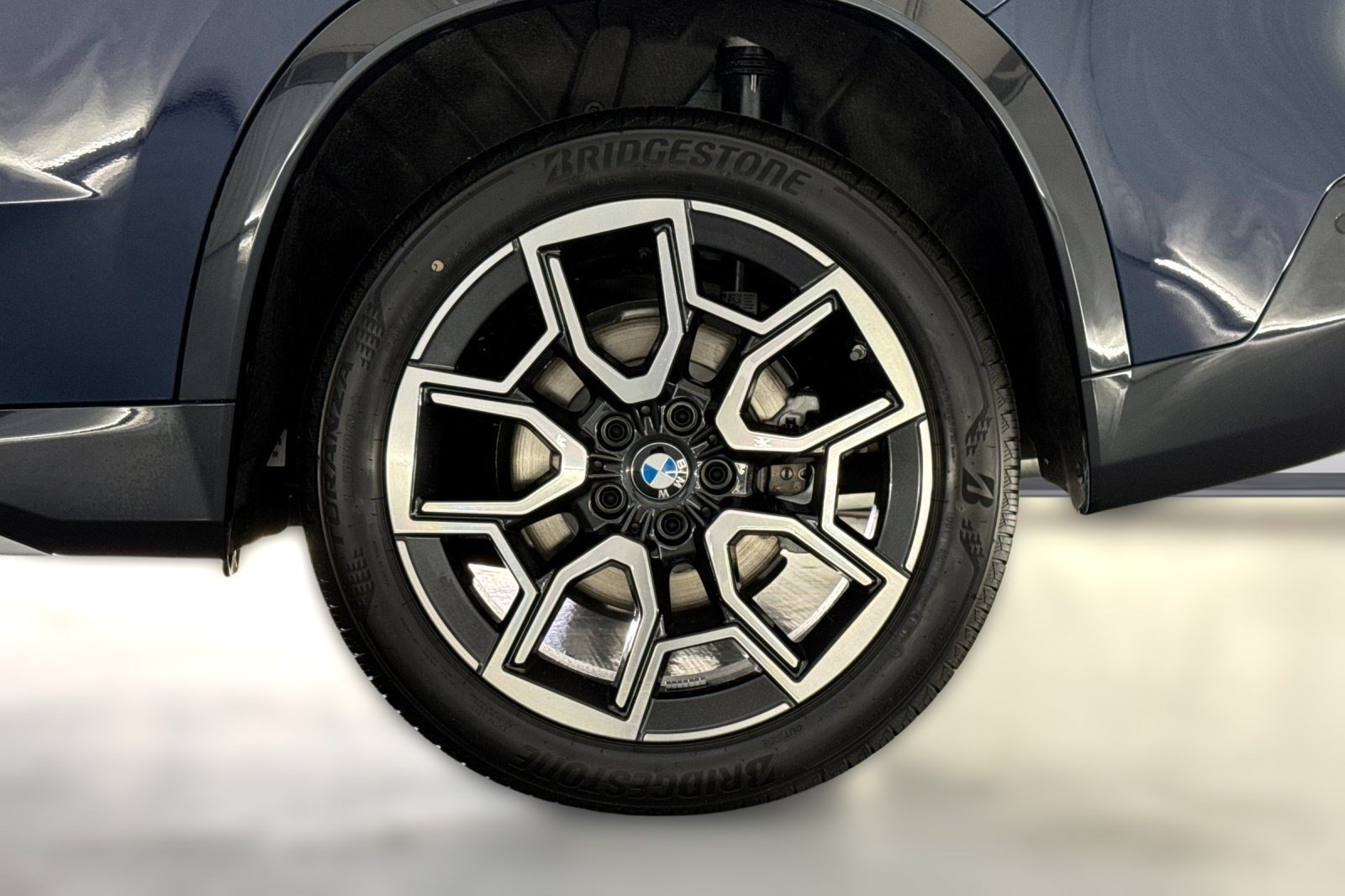 Used 2026 BMW X1 xDrive28i w/ Technology Package AWD/4WD image 11