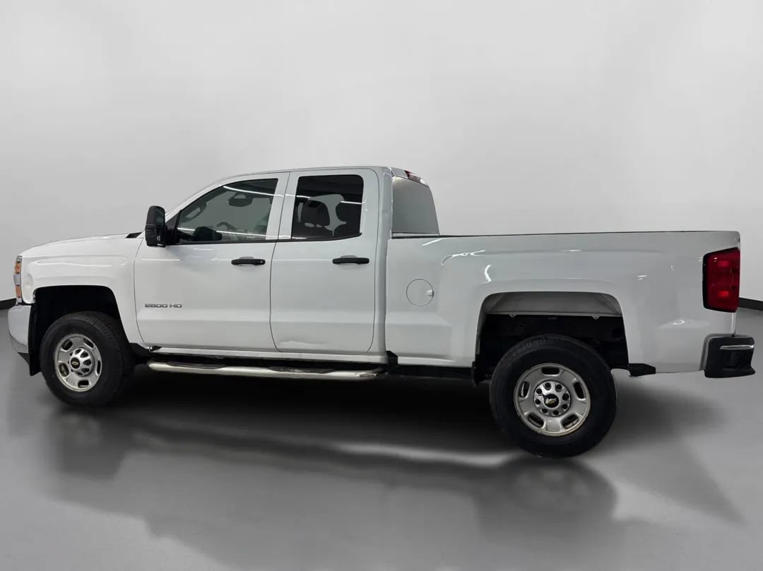 Used 2019 Chevrolet Silverado 2500 W/T AWD/4WD image 5