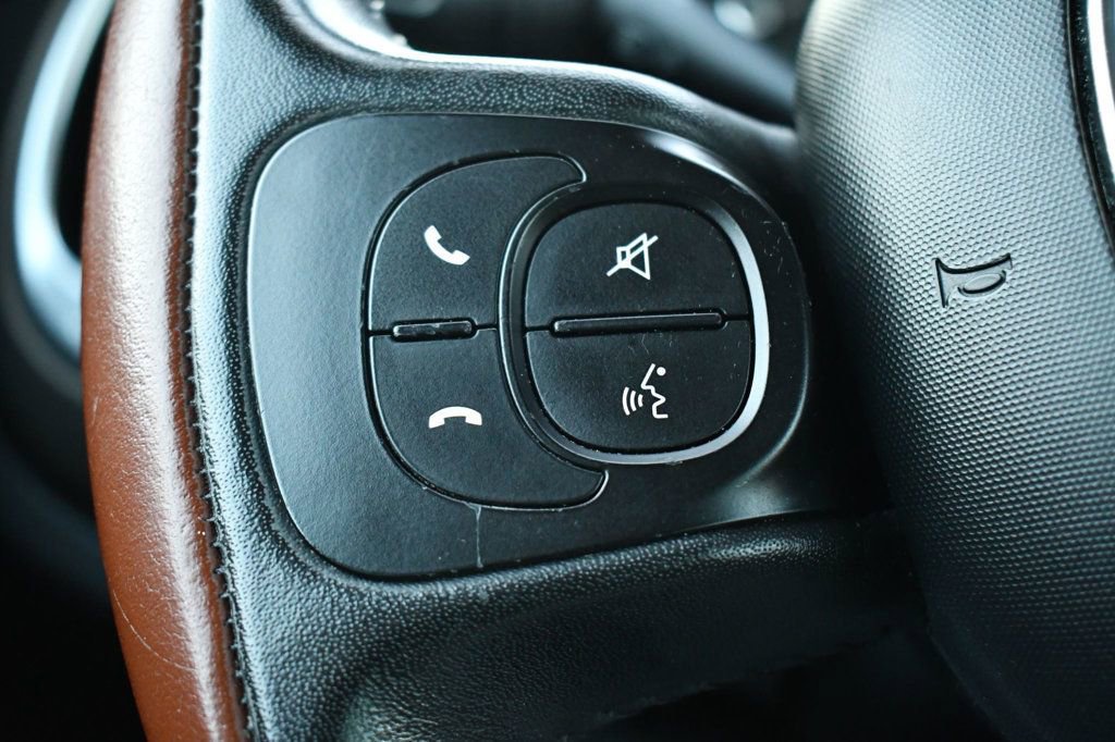 Used 2014 FIAT 500L Trekking w/ Popular Equipment Group image 28