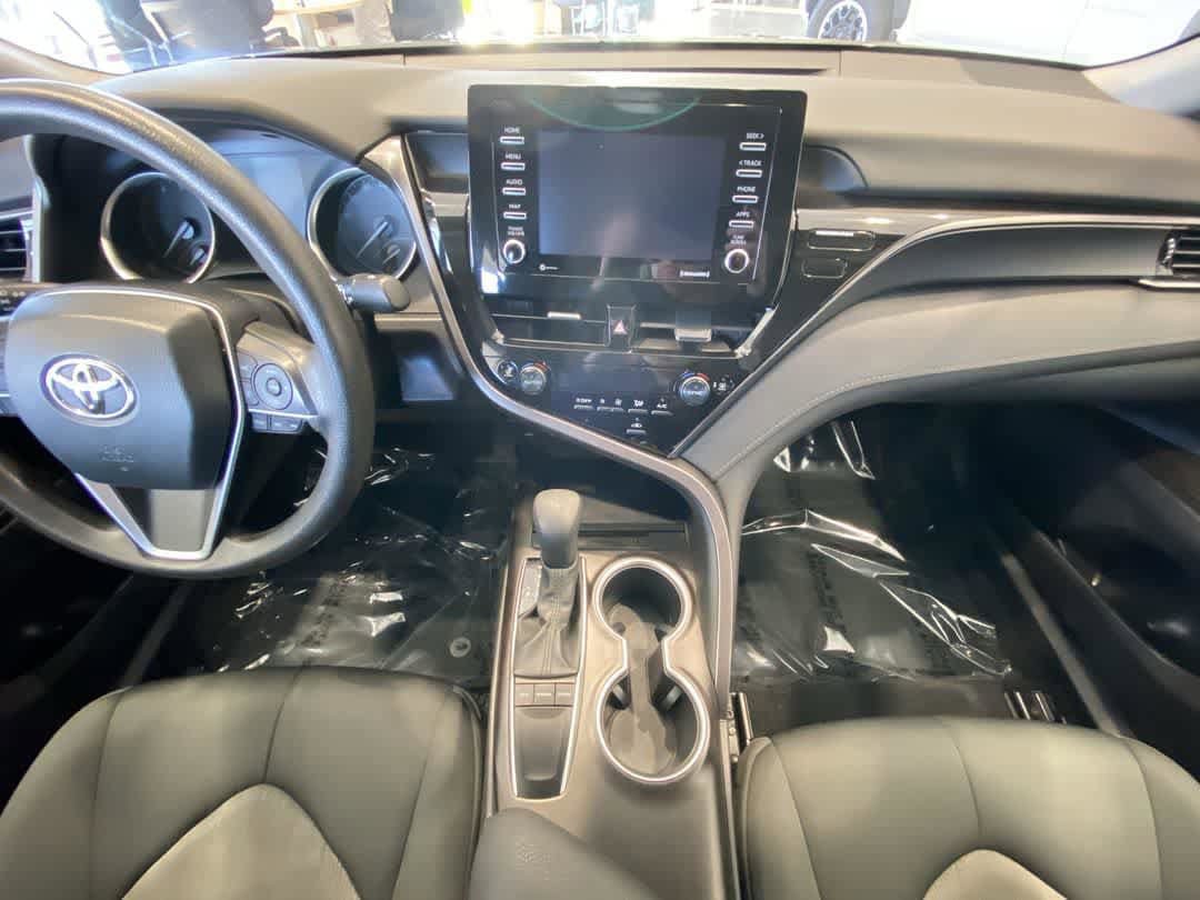 Used 2024 Toyota Camry LE FWD image 23