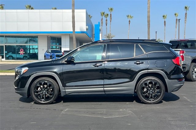 Used 2021 GMC Terrain SLE w/ Driver Convenience Package image 7