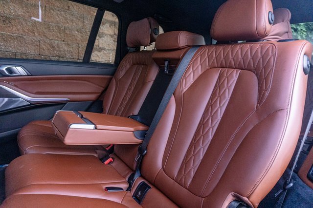 Used 2023 BMW X7 M60i w/ Executive Package image 23