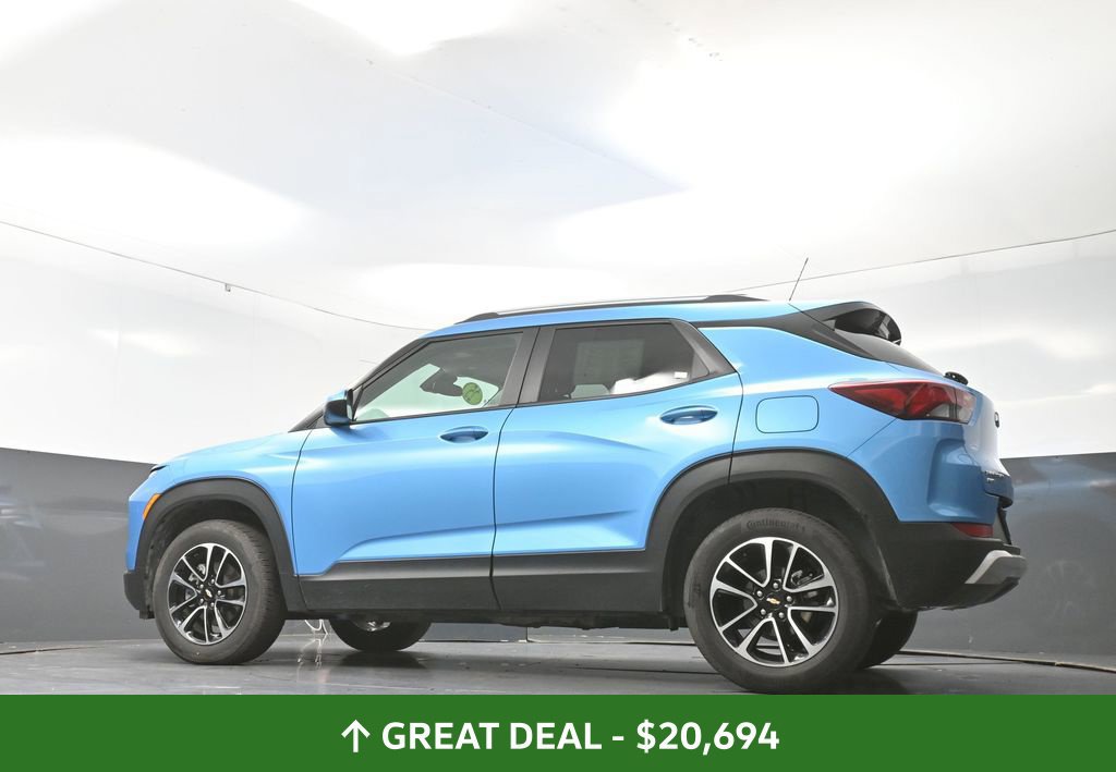 Used 2025 Chevrolet TrailBlazer LT AWD/4WD image 57