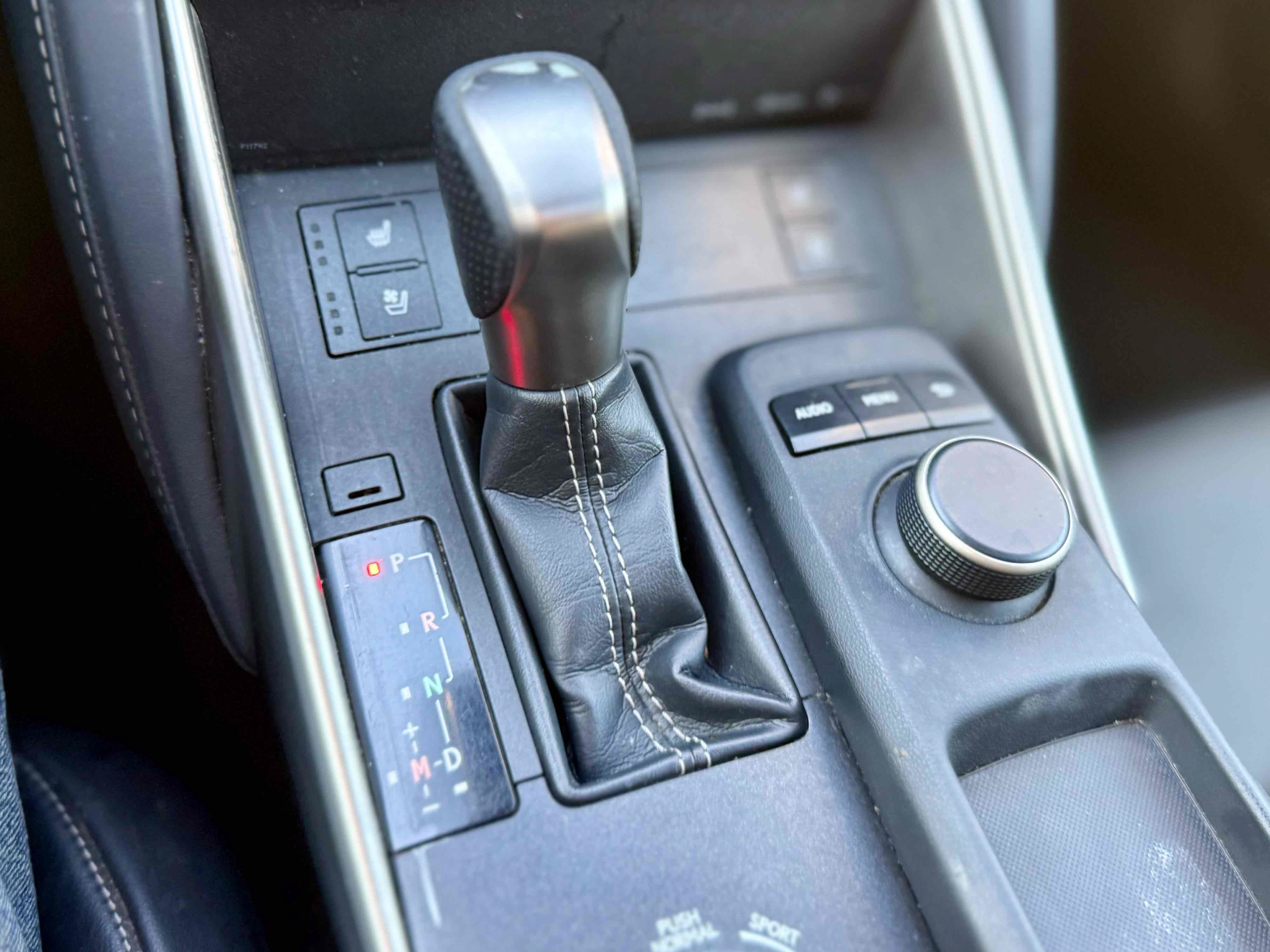 Used 2019 Lexus IS 300 F Sport w/ F Sport Package RWD image 31