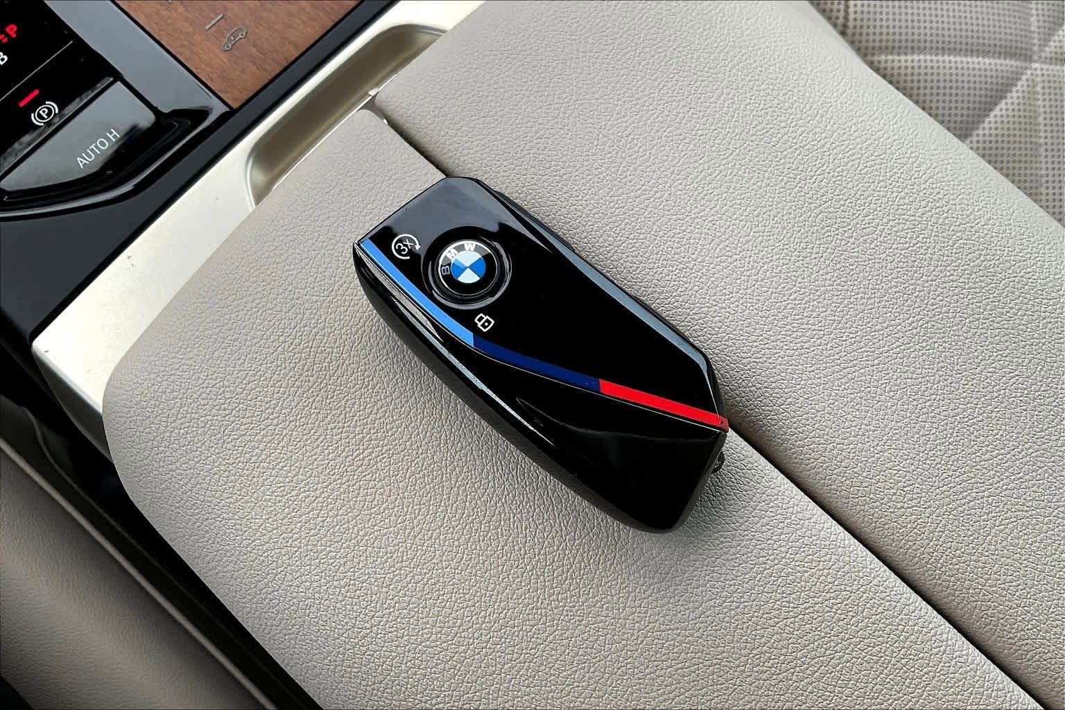 Certified 2024 BMW iX M60 image 14