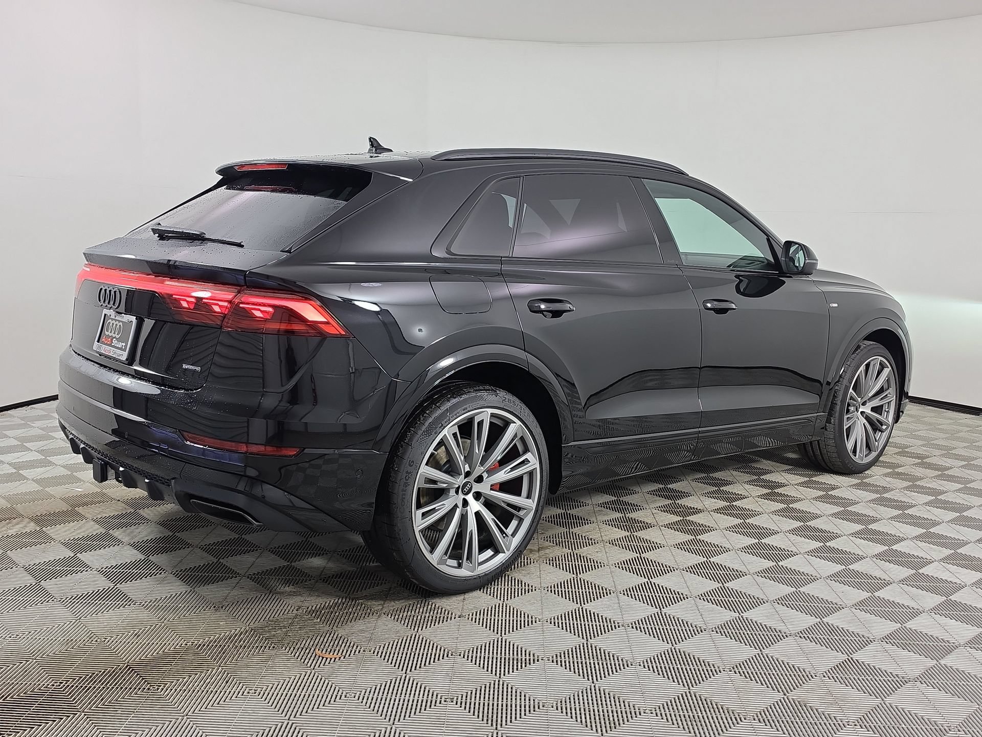 New 2026 Audi Q8 Prestige AWD/4WD image 6