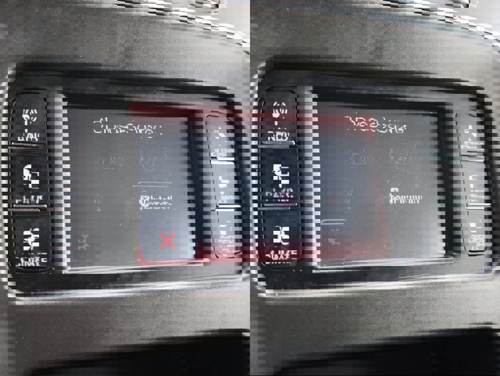 Used 2020 Dodge Journey SE w/ SE Popular Equipment Group image 36