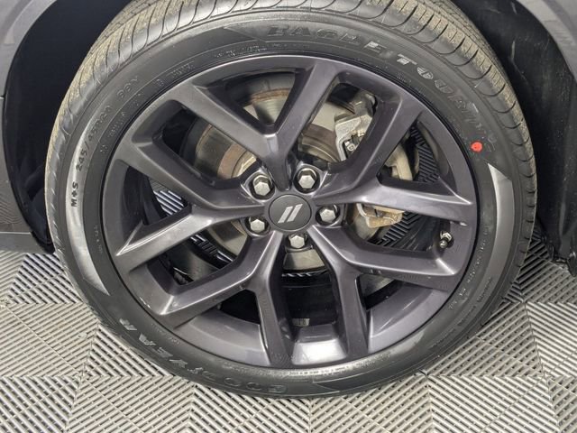 Used 2022 Dodge Challenger SXT w/ Blacktop Package image 8