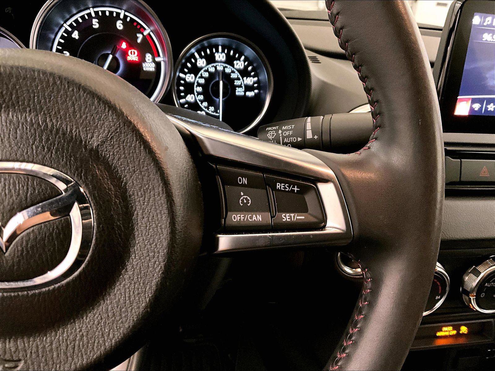 Used 2018 MAZDA MX-5 Miata RF Grand Touring image 18