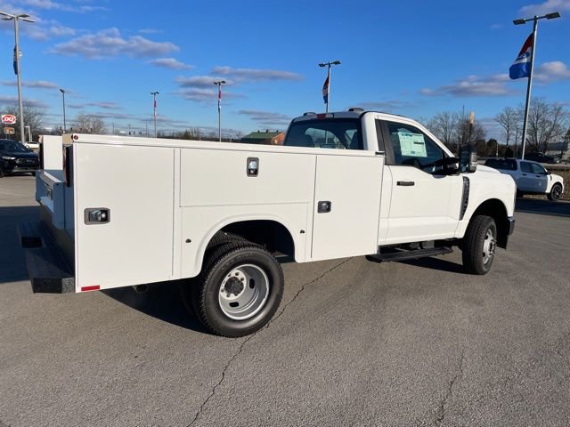 New 2025 Ford F350 XL w/ XL Chrome Package image 16