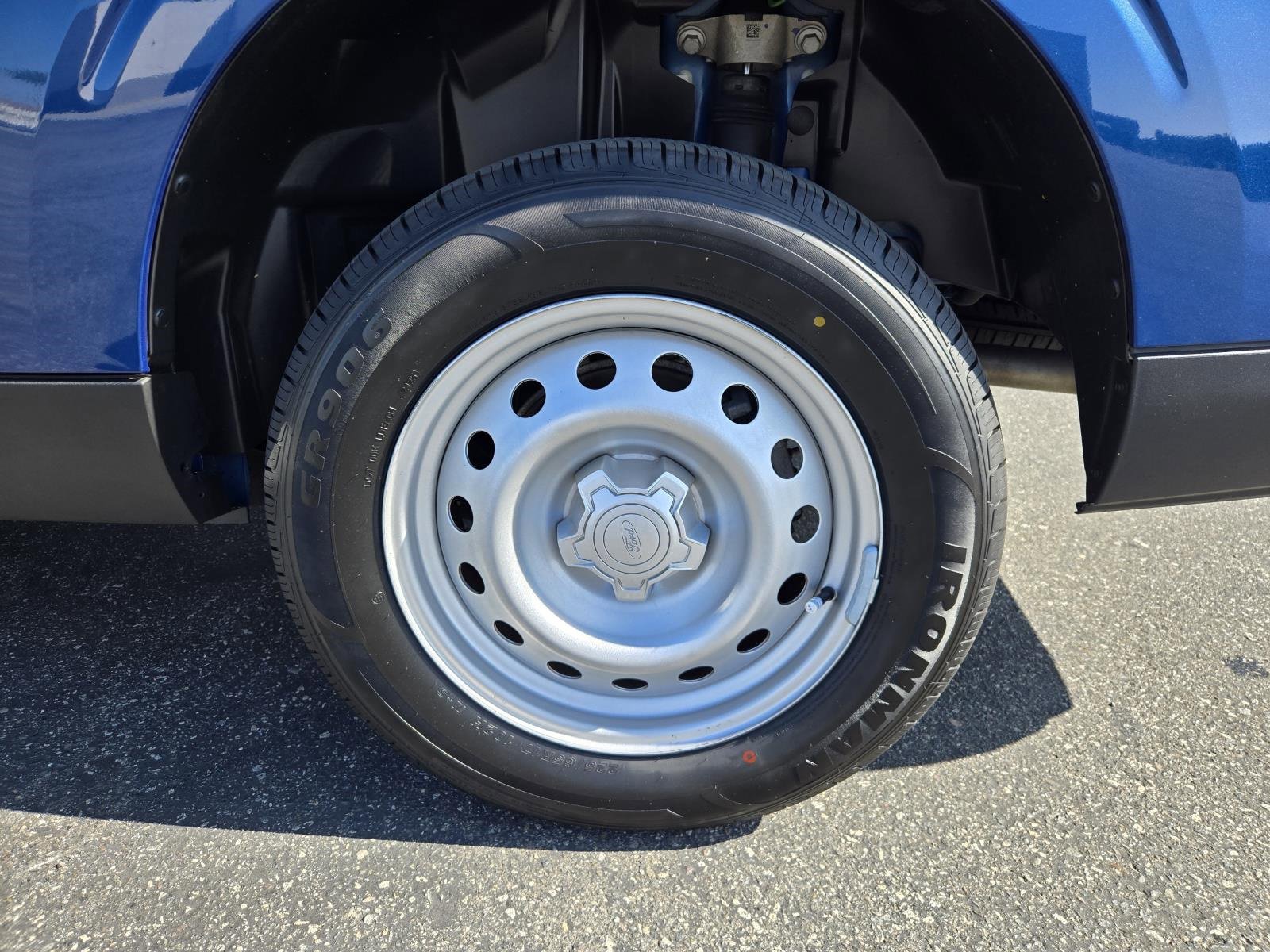 Used 2023 Ford Maverick XL image 27