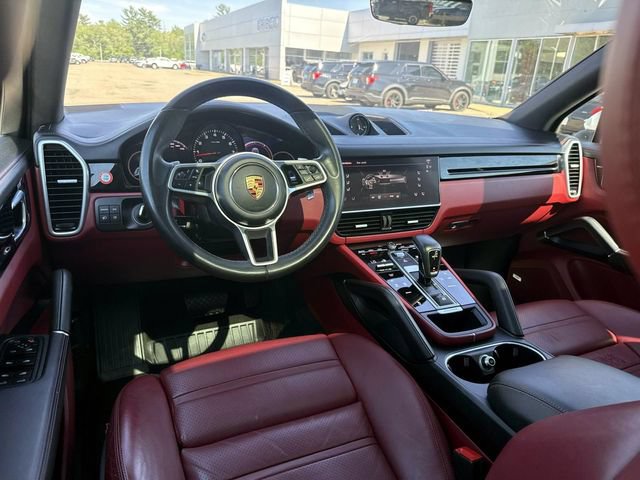 Used 2022 Porsche Cayenne AWD/4WD image 13