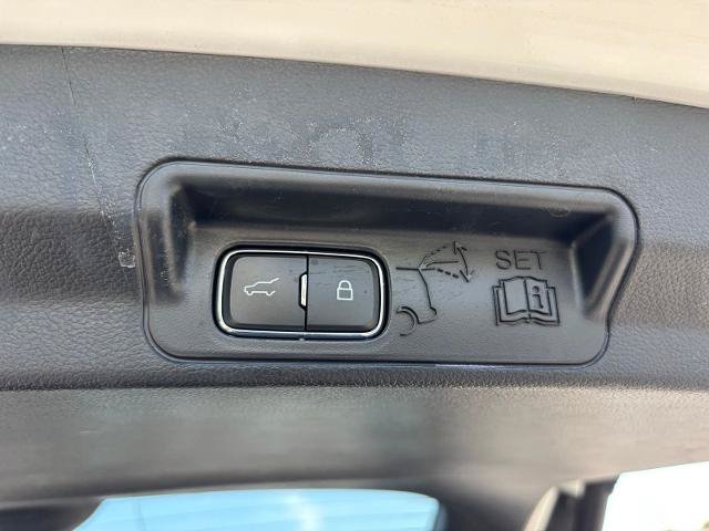 Certified 2025 Ford Explorer ST AWD/4WD image 18