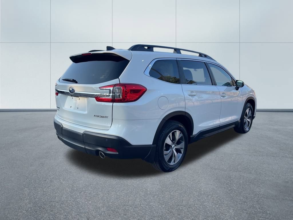 Used 2023 Subaru Ascent Premium w/ Convenience Package image 5