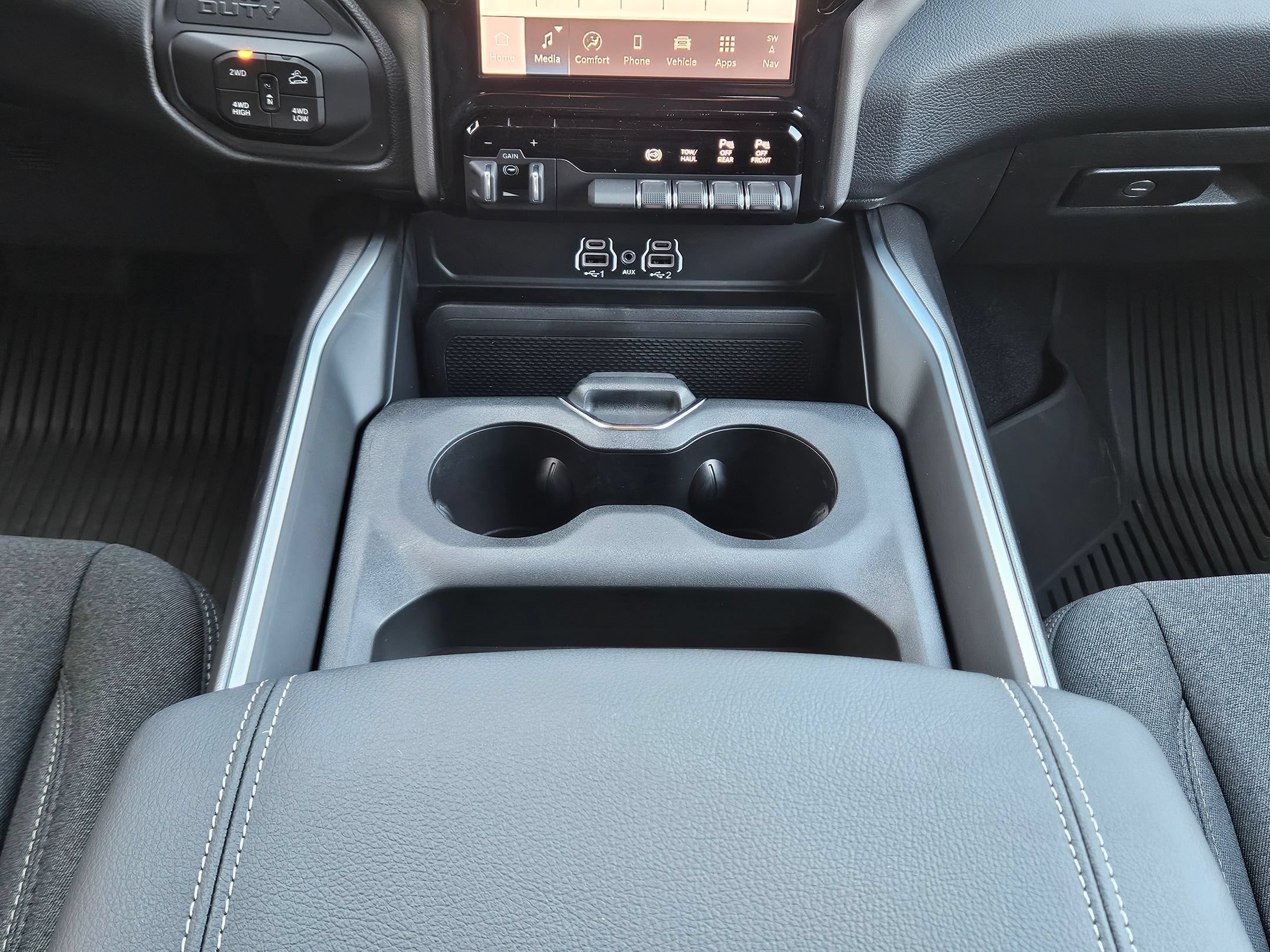 New 2026 RAM 2500 Big Horn AWD/4WD image 10