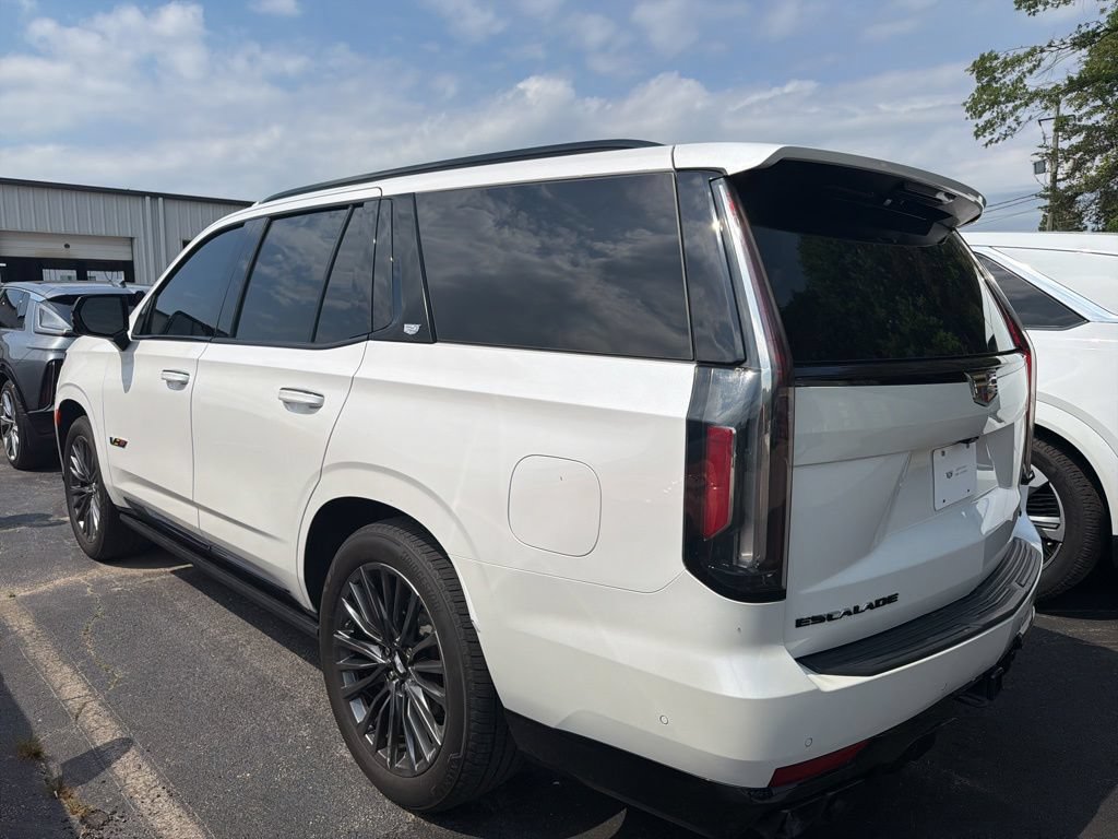 Used 2024 Cadillac Escalade V AWD/4WD image 6