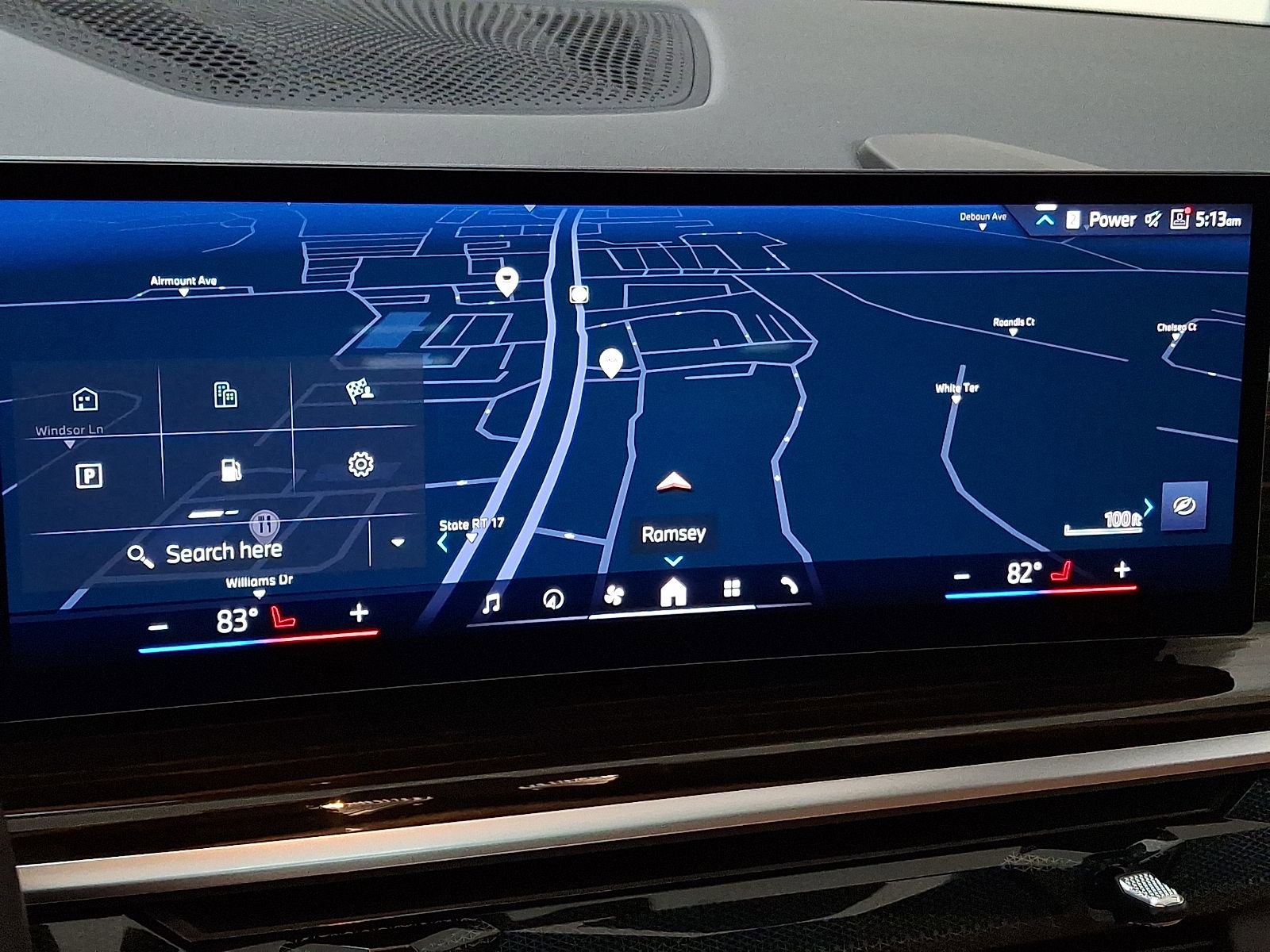 Used 2026 BMW X5 xDrive40i w/ Premium Package image 13