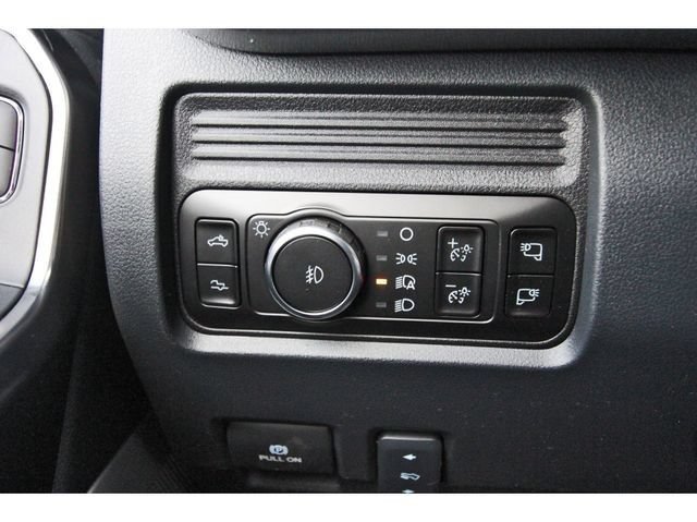 New 2026 Ford F250 Platinum AWD/4WD image 13