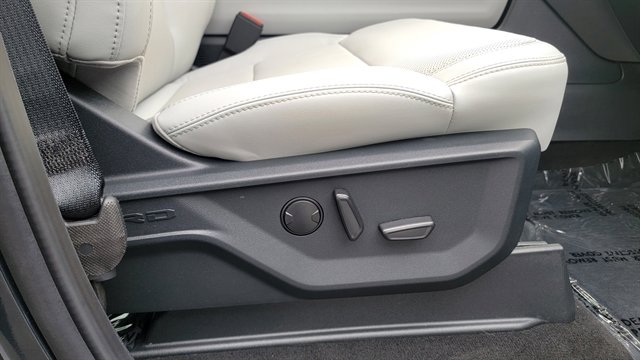 Used 2025 Ford Expedition Max Platinum image 58