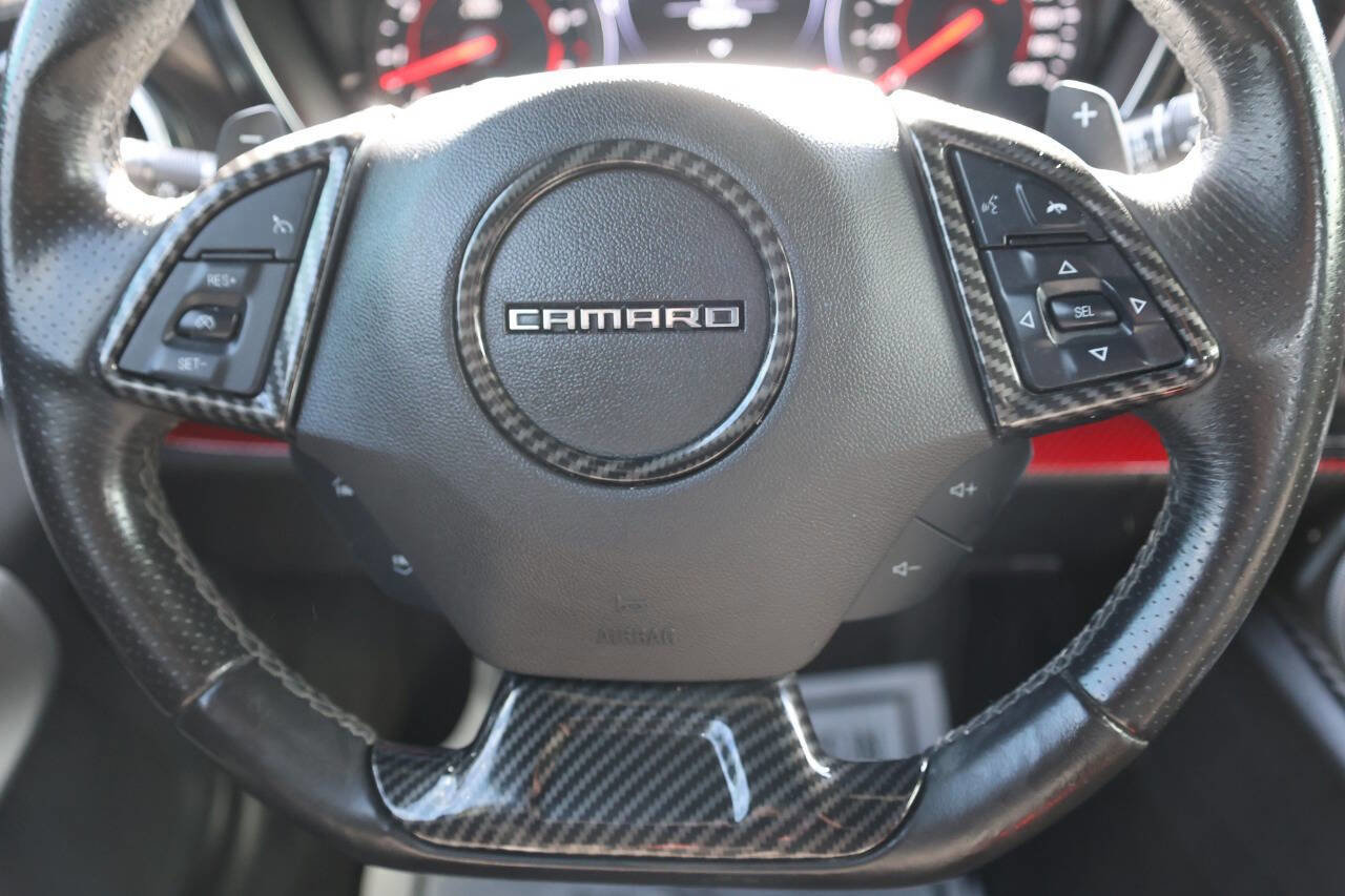 Used 2023 Chevrolet Camaro SS RWD image 17