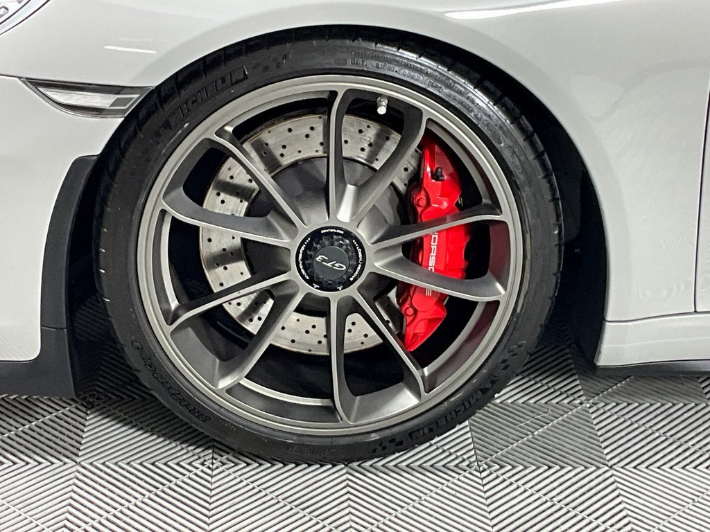 Used 2018 Porsche 911 GT3 image 23