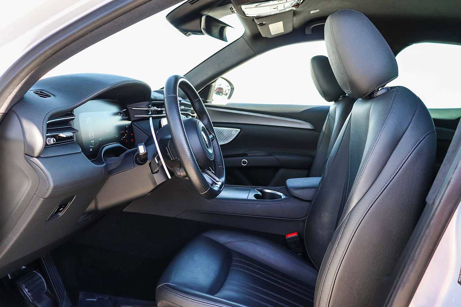 Used 2024 Maserati Grecale GT image 18