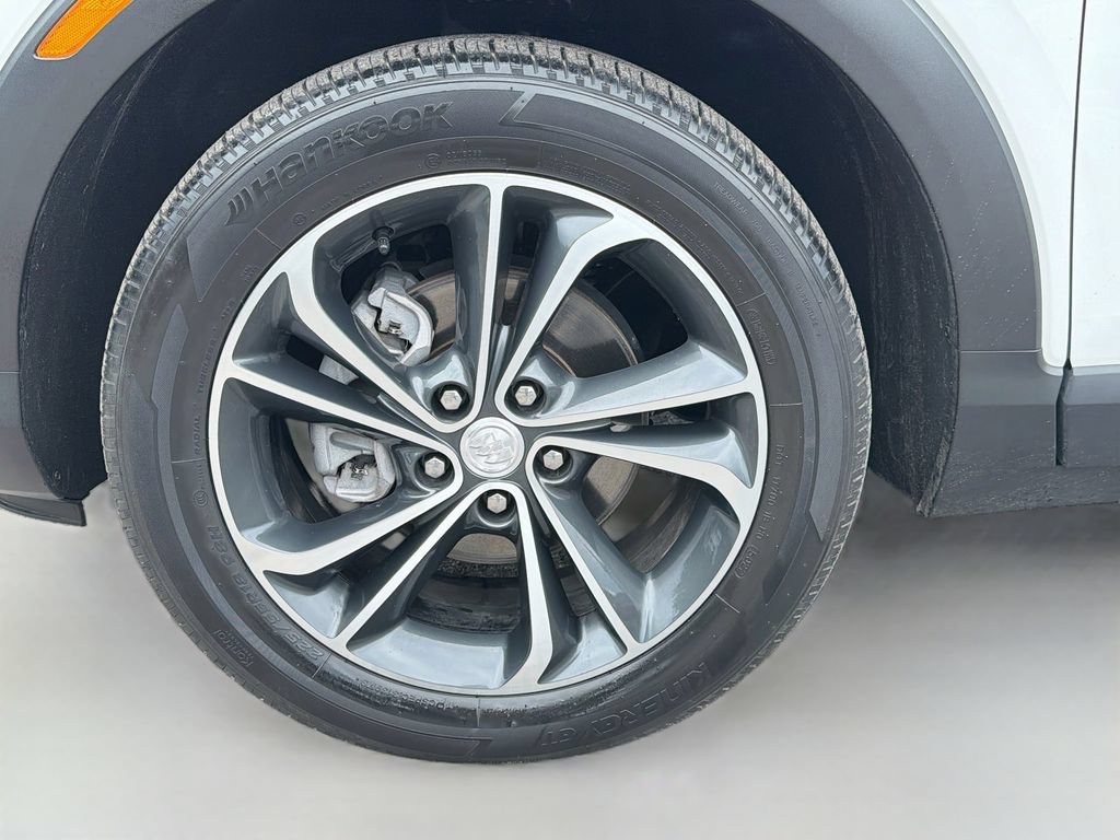 Used 2023 Buick Encore GX Select FWD image 40