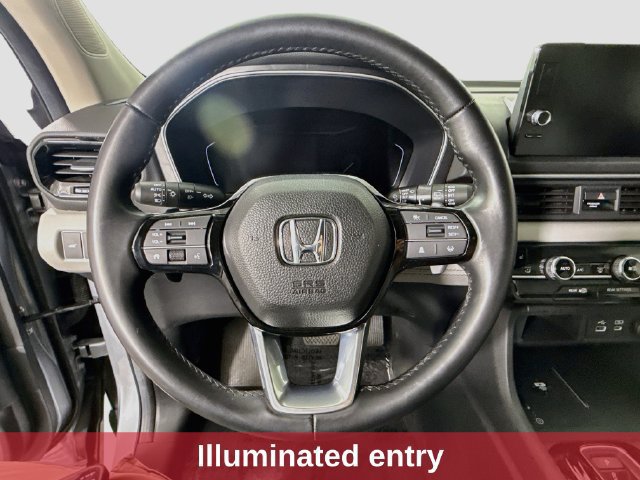 Used 2025 Honda Pilot EX-L image 13