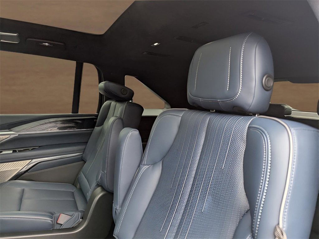 New 2025 Cadillac Escalade IQ Luxury 2 image 16
