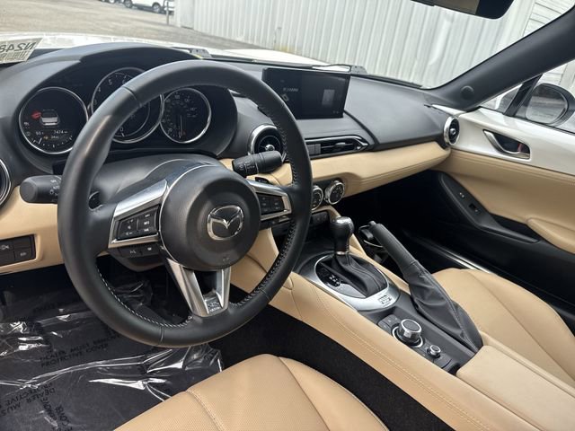 Used 2024 MAZDA MX-5 Miata Grand Touring RWD image 13