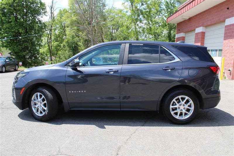 Used 2023 Chevrolet Equinox LT AWD/4WD image 2