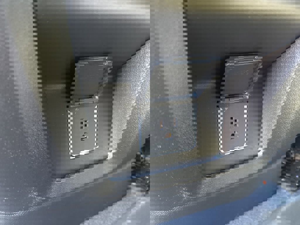 New 2025 GMC Yukon XL Denali w/ Sun & Power Step Package image 54