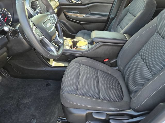 Used 2021 GMC Acadia SLE w/ LPO, Floor Liner Package FWD image 13