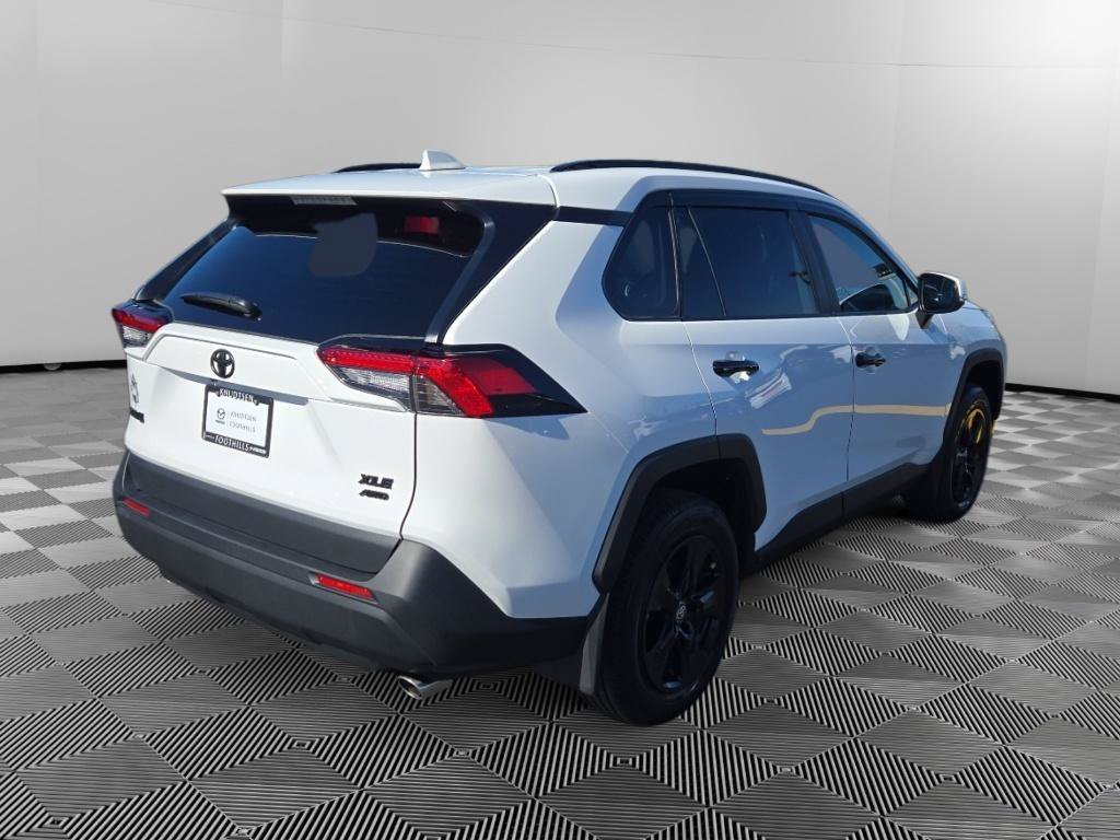 Used 2025 Toyota RAV4 XLE w/ Convenience Package AWD/4WD image 7