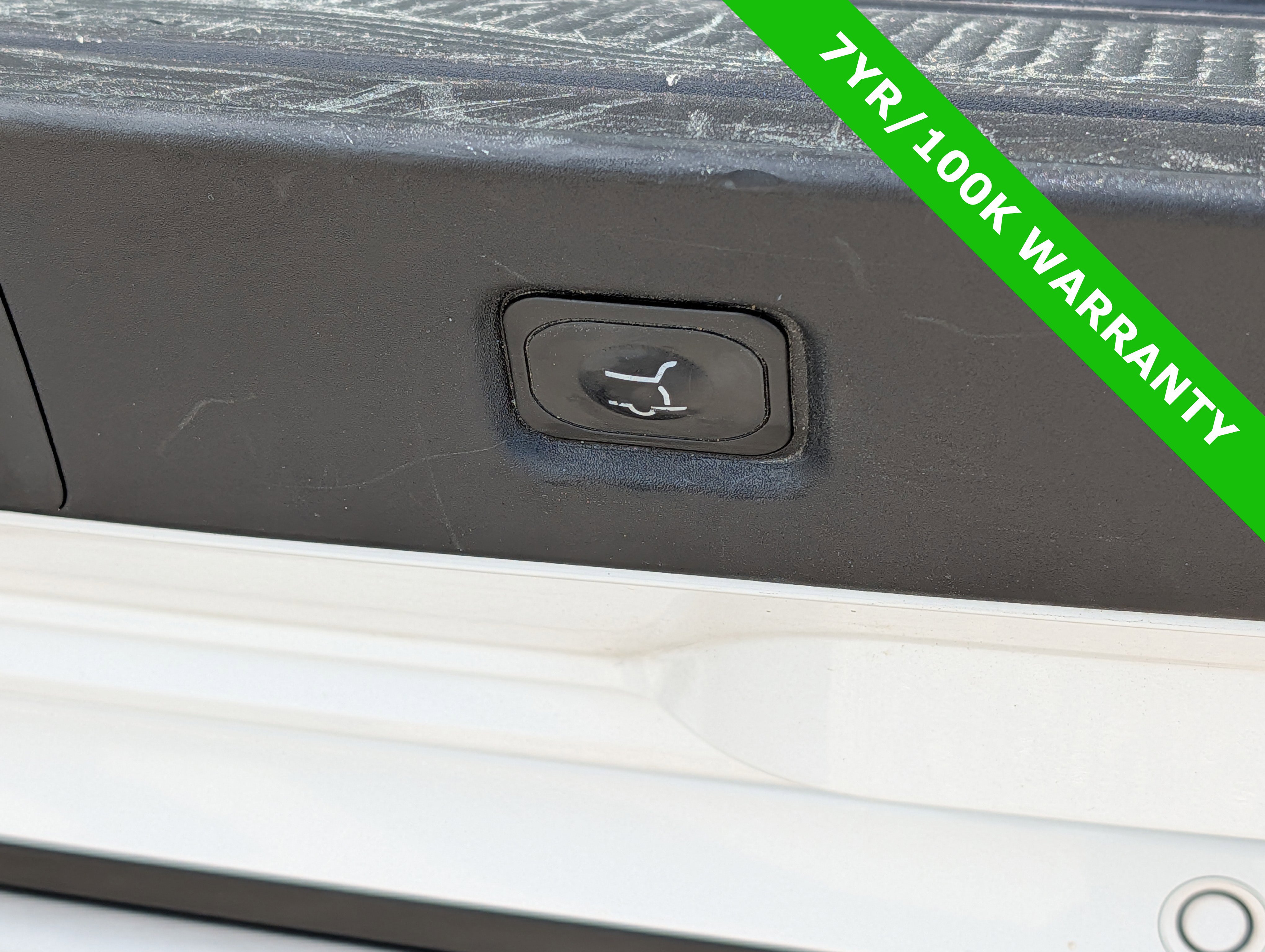 Certified 2025 Ford Expedition Max Platinum image 16