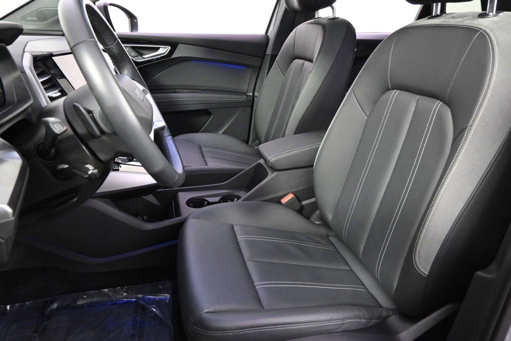 Used 2022 Audi Q4 e-tron Prestige image 13