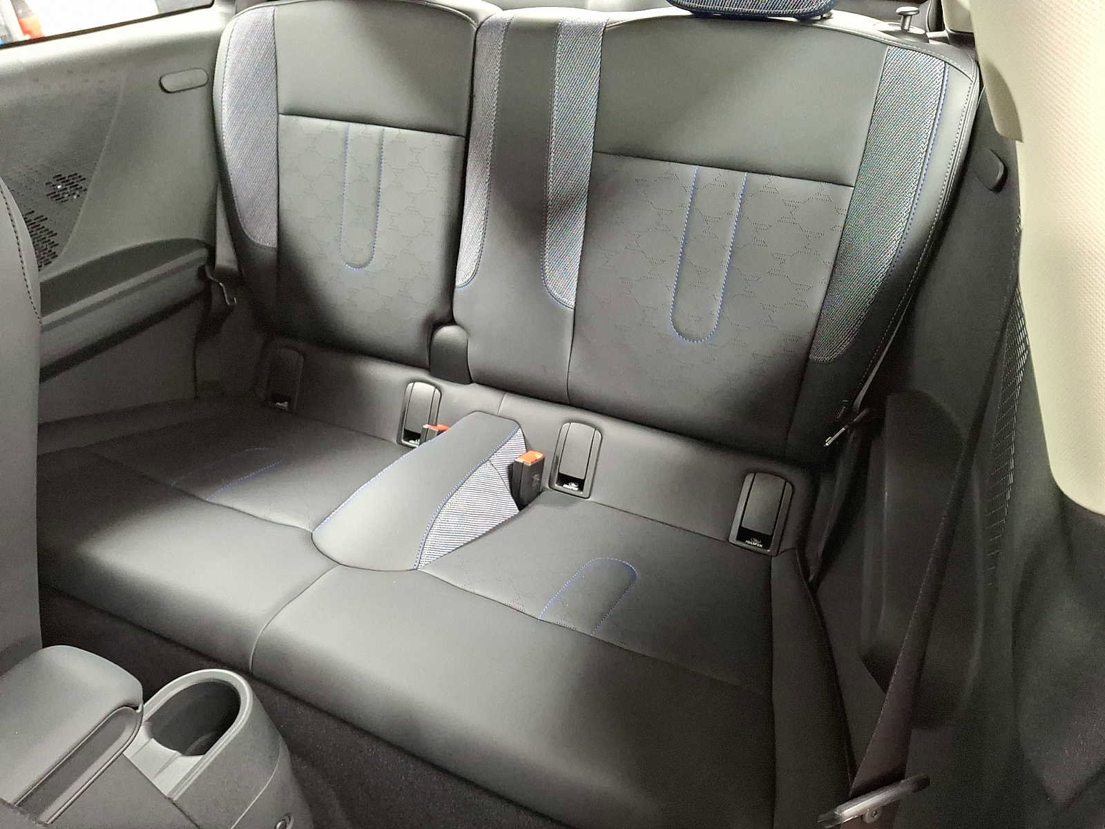 Certified 2025 MINI Cooper S image 9