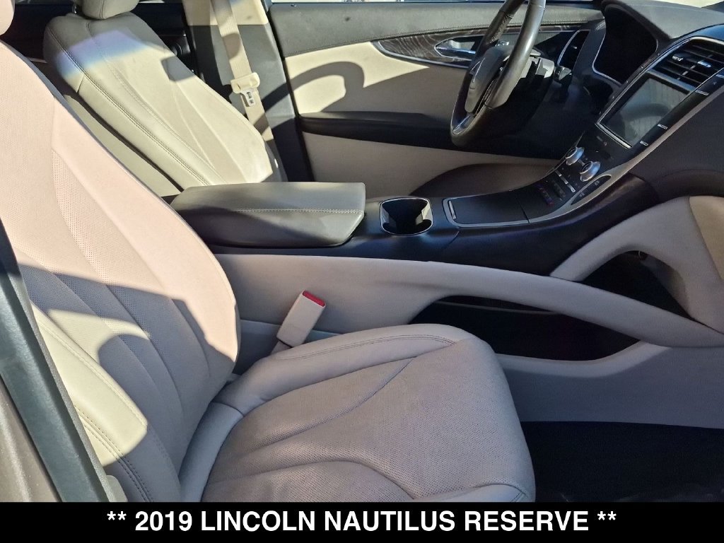Used 2019 Lincoln Nautilus Reserve w/ Driver Assistance Package AWD/4WD image 32