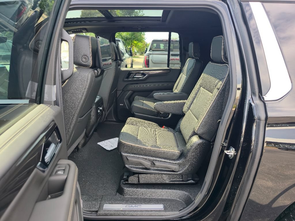 New 2026 GMC Yukon XL Elevation w/ Elevation Premium Package AWD/4WD image 25