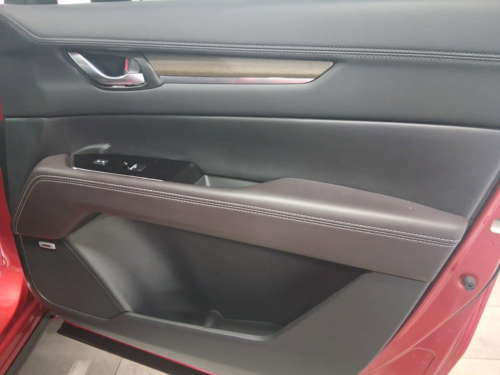 Certified 2025 MAZDA CX-5 Signature image 18