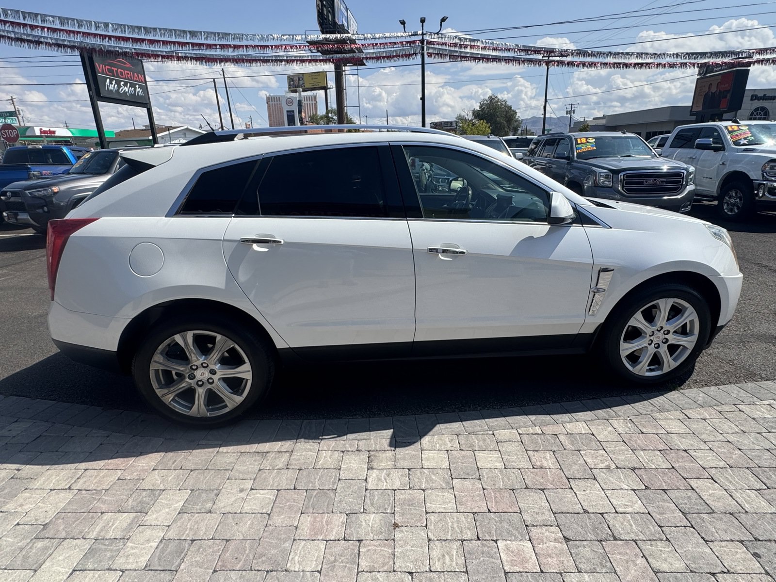 Used 2011 Cadillac SRX Premium AWD/4WD image 6