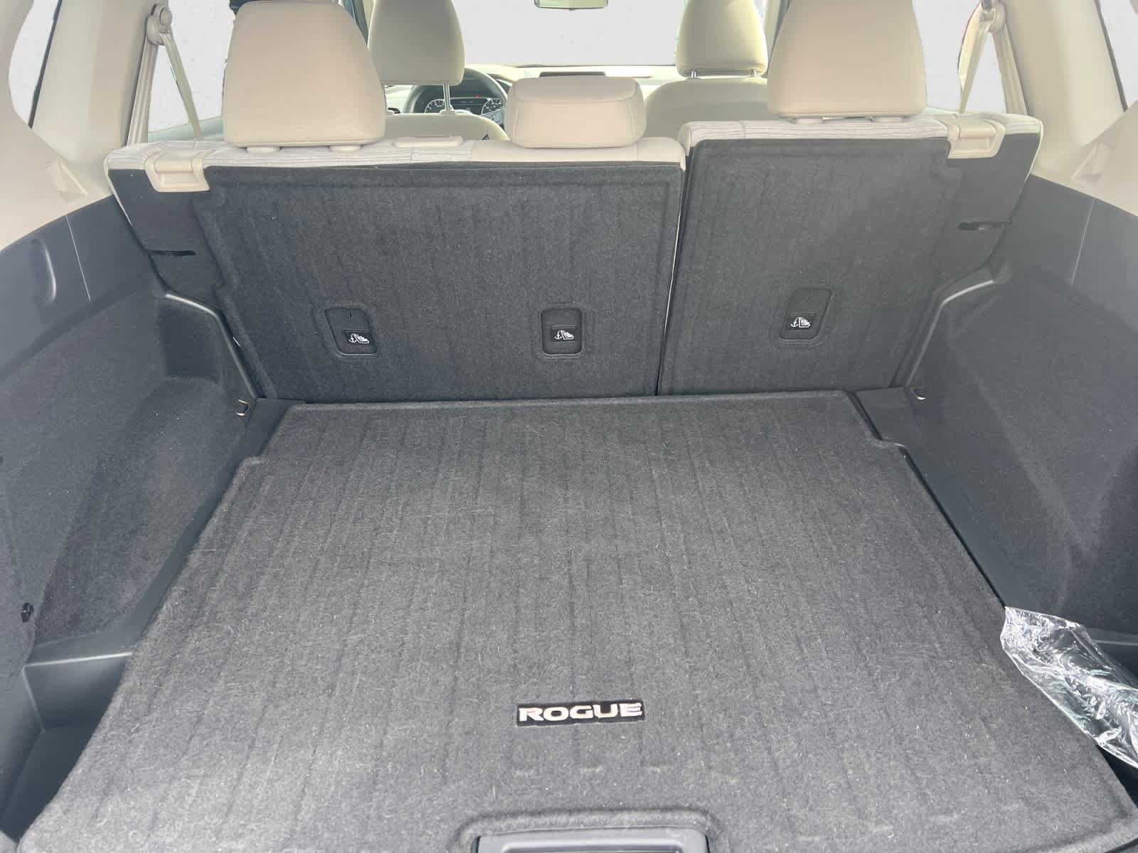 Certified 2023 Nissan Rogue SV AWD/4WD image 5