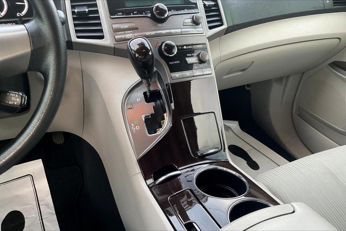 Used 2009 Toyota Venza w/ Convenience Pkg FWD image 15