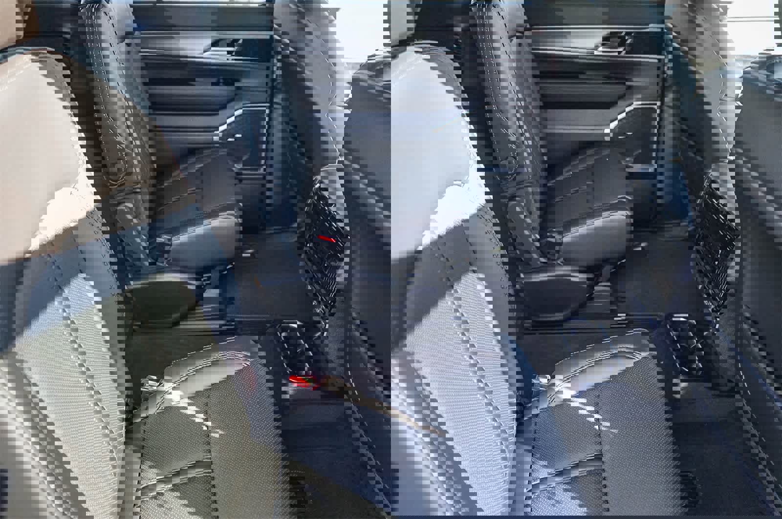 New 2026 Jeep Grand Wagoneer 4WD image 18