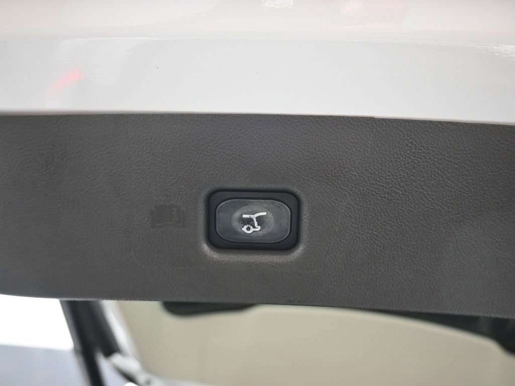 Used 2022 Lincoln Nautilus AWD w/ Premium Package image 47